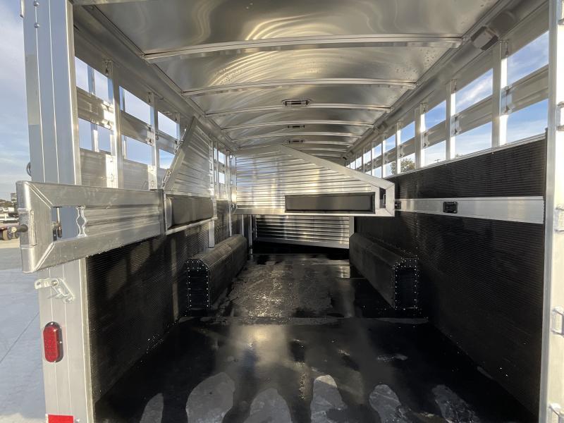 NEW 2024 Elite Trailers 5 Horse Stock Combo BP Horse Trailer 11 NEW 2024 Elite Trailers 5 Horse Stock Combo BP Horse Trailer