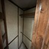 PRE-OWNED 2014 Logan Coach RAZ4GNHDLQ 40' 4 horse Razor GN Horse Trailer**WITH WALK IN CLOSET**