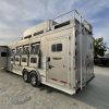 PRE-OWNED 2014 Logan Coach RAZ4GNHDLQ 40' 4 horse Razor GN Horse Trailer**WITH WALK IN CLOSET**