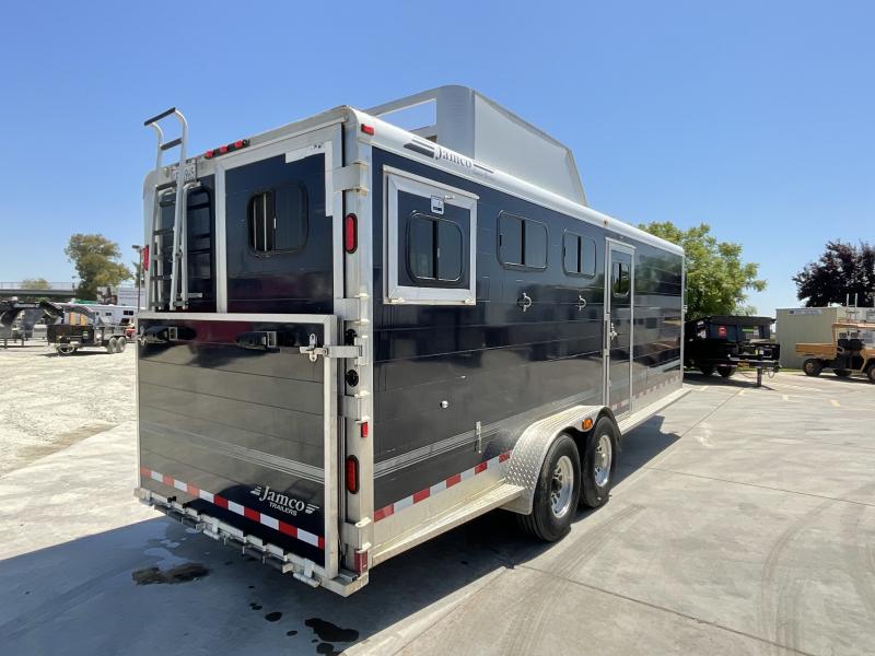 2005 Jamco 4 Horse Gooseneck Trailer 6 2005 Jamco 4 Horse Gooseneck Trailer