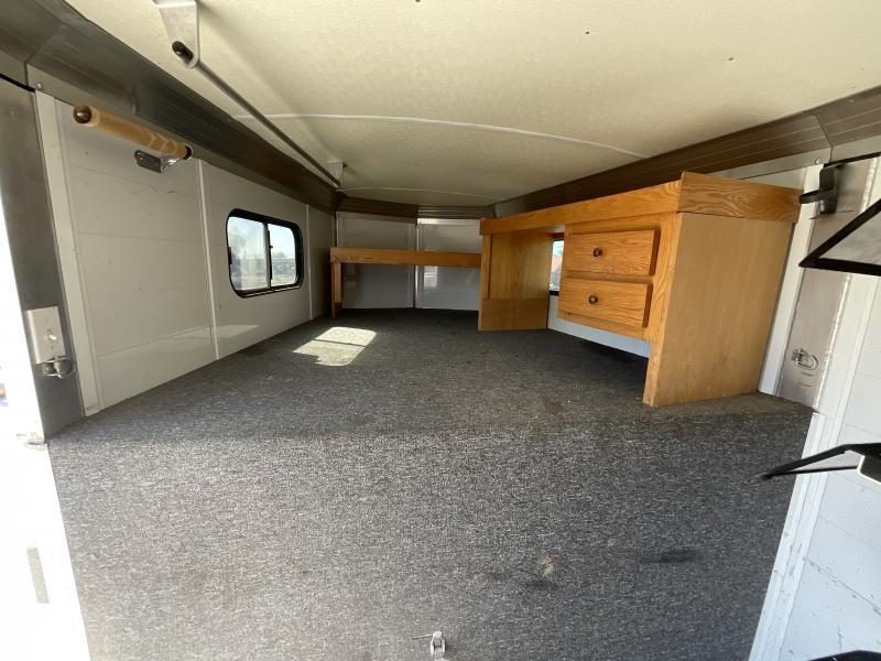 2005 Jamco 4 Horse Gooseneck Trailer 15 2005 Jamco 4 Horse Gooseneck Trailer