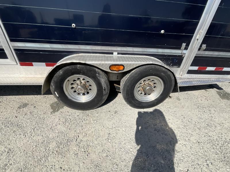 2005 Jamco 4 Horse Gooseneck Trailer 10 2005 Jamco 4 Horse Gooseneck Trailer