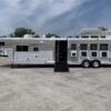 2014 4 Star 4 Horse Slant Living Quaters Outlaw Conversions - Image 8