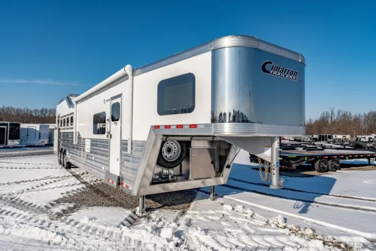 Living Quarter Horse Trailers for Sale in Kansas