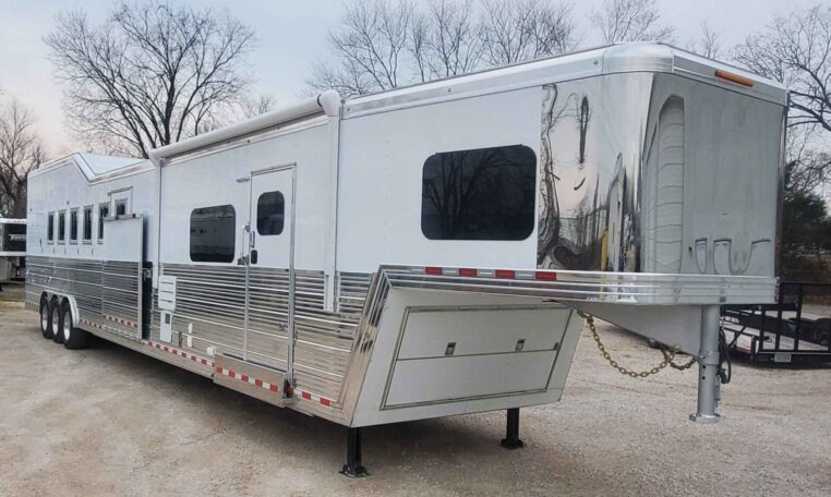 Living Quarter Horse Trailers for Sale in Kentucky 55 Living Quarter Horse Trailers for Sale in Kentucky