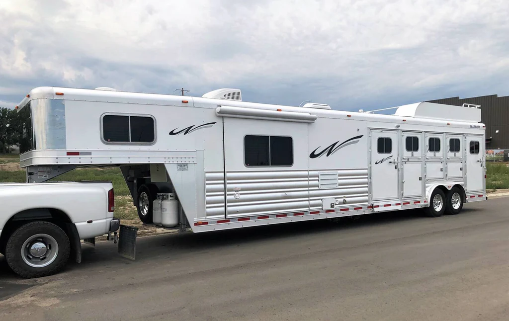 Living Quarter Horse Trailers for Sale in Mississippi 48 Living Quarter Horse Trailers for Sale in Mississippi