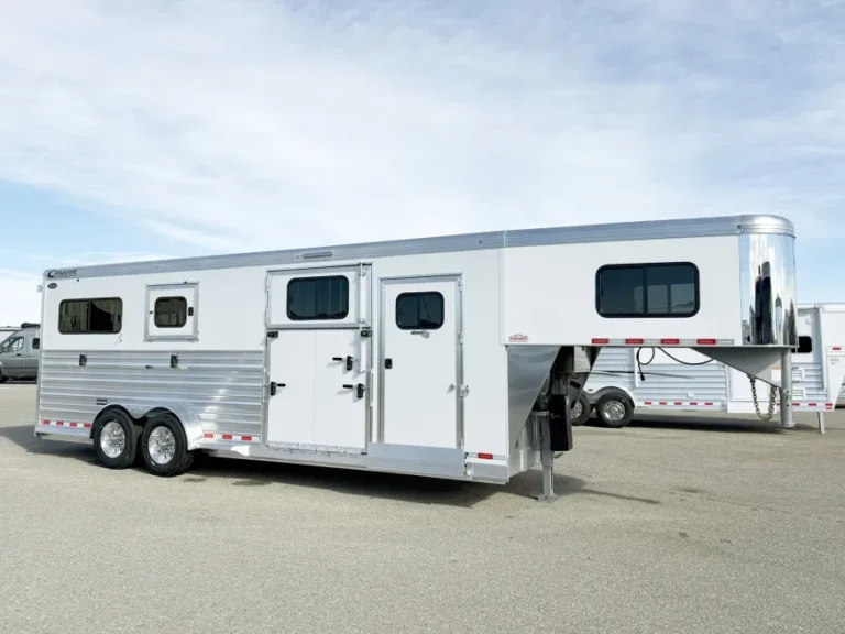 Living Quarter Horse Trailers for Sale in New Hampshire