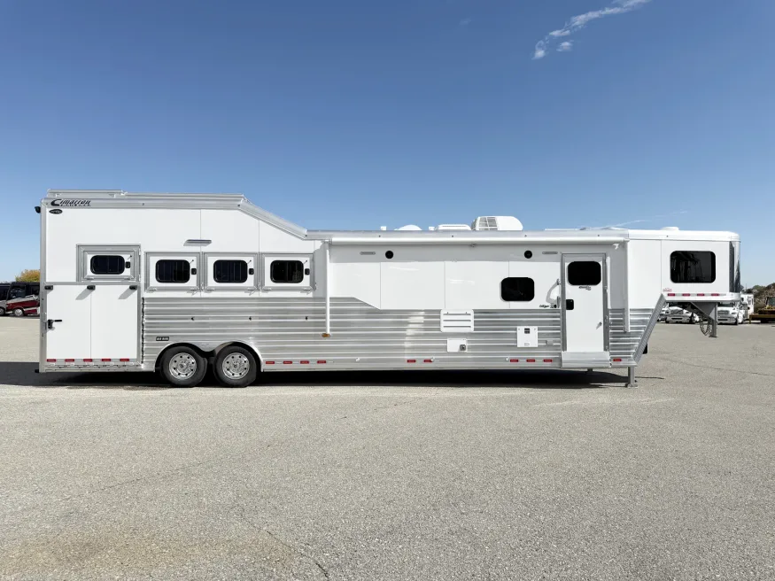 Living Quarter Horse Trailers for Sale in New Jersey 43 Living Quarter Horse Trailers for Sale in New Jersey