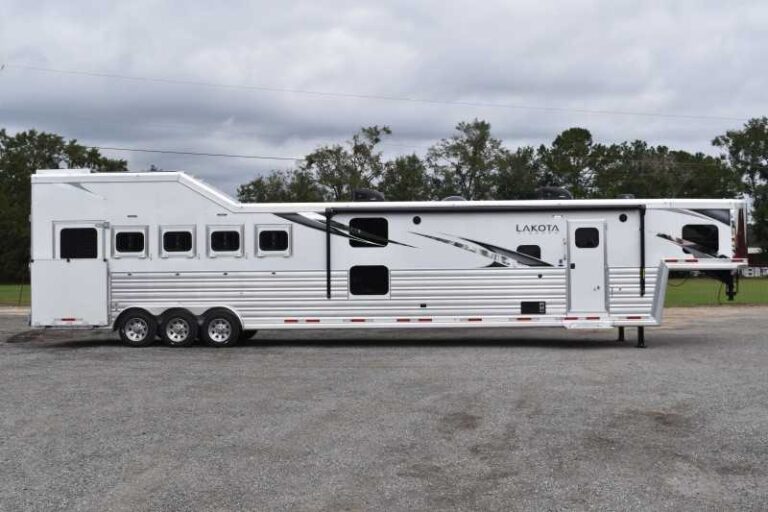 Living Quarter Horse Trailers for Sale in New Mexico