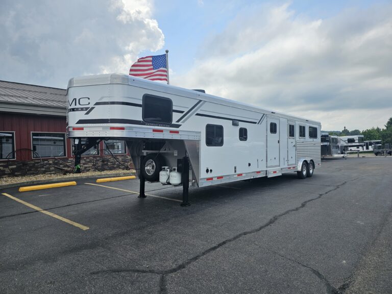 Living Quarter Horse Trailers for Sale in Oklahoma