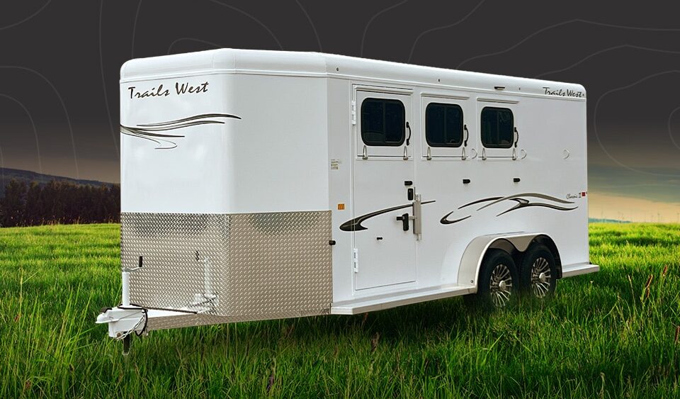 Three Horse Trailers for Sale in Vermont and New Hampshire 2 Three Horse Trailers for Sale in Vermont and New Hampshire