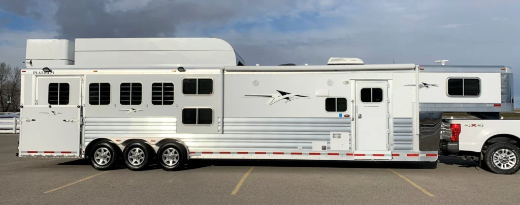Four Horse Trailers for Sale in Minnesota and North Dakota