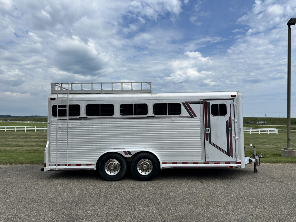 Four Horse Trailers for Sale in New Jersey and Connecticut